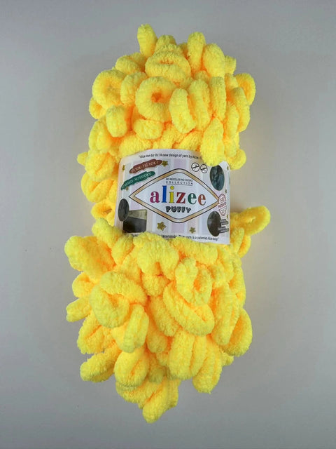 Finger loop yarn