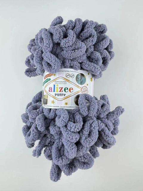 Finger loop yarn