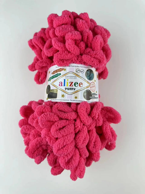 Finger loop yarn